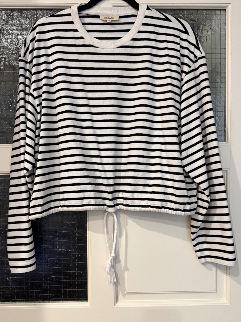 Madewell cropped sweatshirt in black and off-white stripes - Size M, worn once